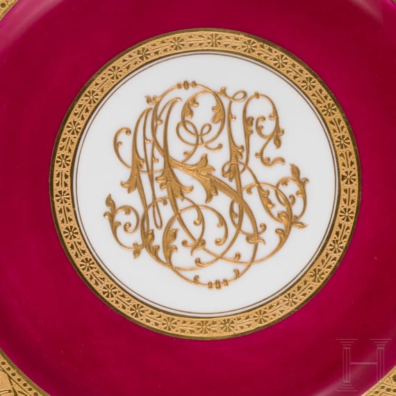 Teller mit Monogramm, Limoges, 20. Jhdt.