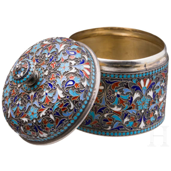 Cloisonn&eacute;-Deckeldose, Russland, Moskau, Gustav Klingert, 1896-1908