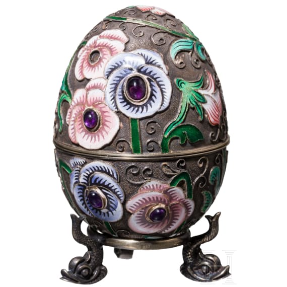 Cloisonn&eacute;-Email-Ei mit St&auml;nder, 2. H&auml;lfte des 20. Jhdts.