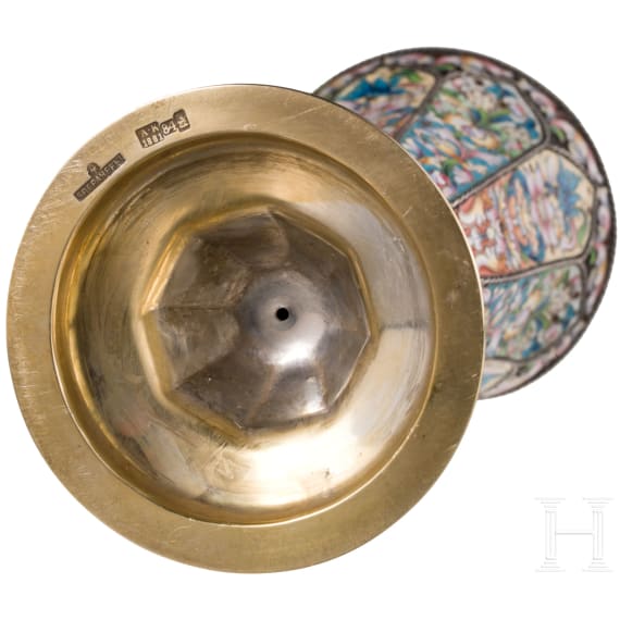 Cloisonn&eacute;-Email-Fu&szlig;becher, 2. H&auml;lfte des 20. Jhdts.
