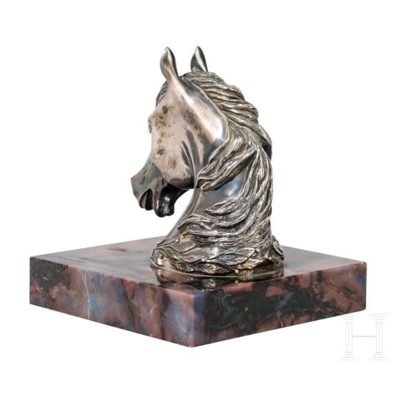 An Russian horse head-shaped agate stone and silver paperweight, 20th century