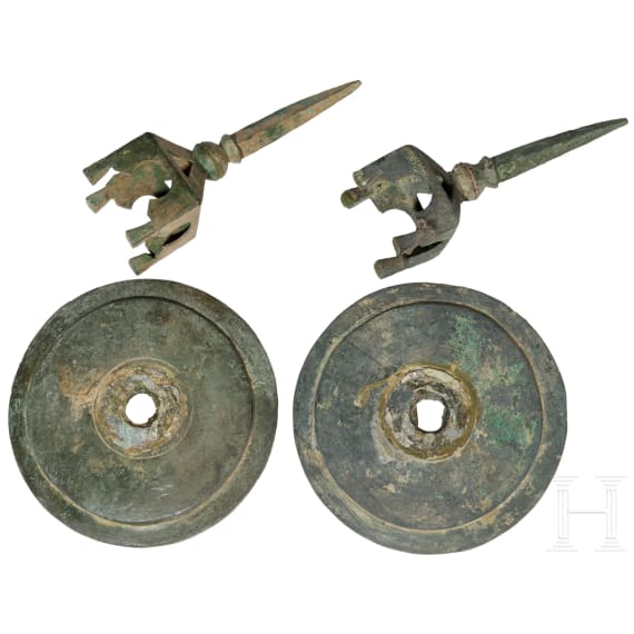 Paar sp&auml;tantiker Kandelaber aus Bronze, 5. - 6. Jhdt.