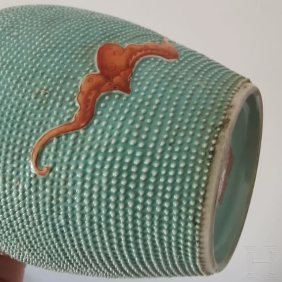 Vase mit eisenroten Flederm&auml;usen, China, sp&auml;tes 19. - fr&uuml;hes 20. Jhdt.