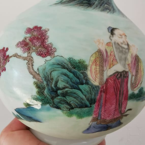Famille-Rose-Vase, China, um 19. Jhdt.