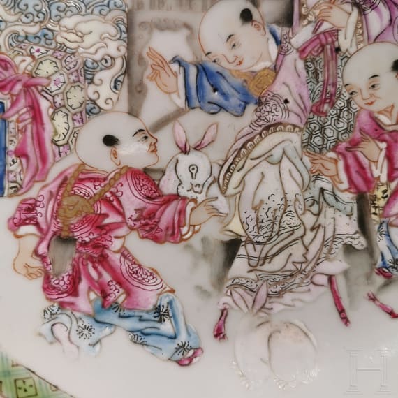 Famille-Rose-Teller, China, wohl Yongzheng-Periode (1723-35)