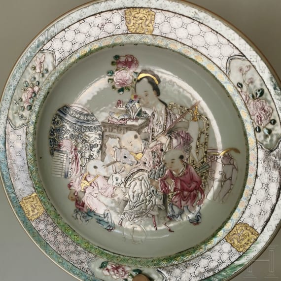 Famille-Rose-Teller, China, wohl Yongzheng-Periode (1723-35)