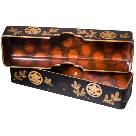 Japanische Brief-/Dokumentenkassette (Fubako) mit Gold-maki-e auf schwarzem Urushi-Lack, wohl sp&auml;tes Edo&ndash;Meiji (19. Jhdt.)