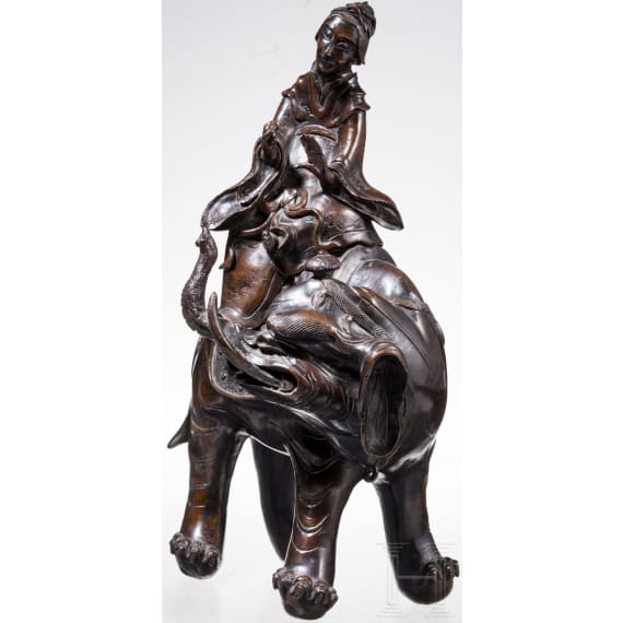 Bronze einer Kannon auf Elefant, Japan, Meiji-Periode, um 1900