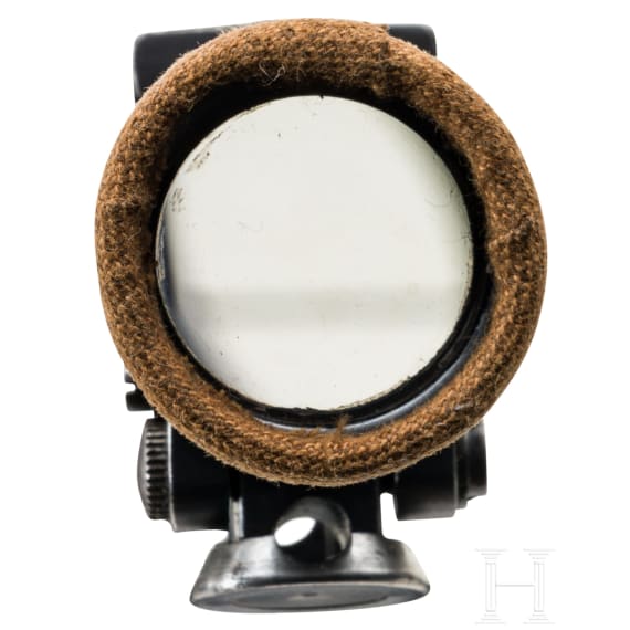 A WW1 Goerz 4x Sniper Scope, in case