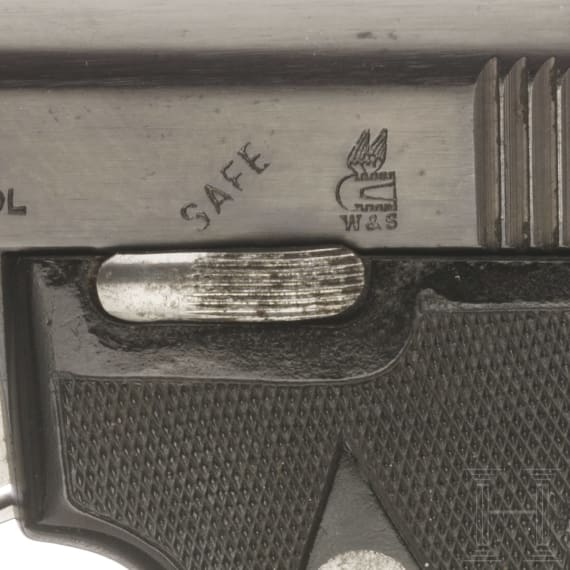 A Webley & Scott Mod. 1906 Pistol