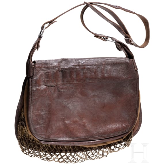 Zwei lederne Jagdtaschen, deutsch, 2. H&auml;lfte 19. Jhdt.