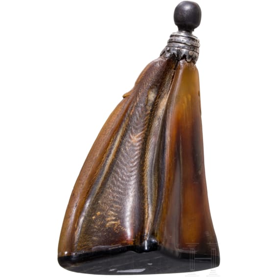 Kleines Pulverhorn mit Silberkappe, 18. Jhdt.