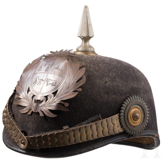 Uruguay - Helm f&uuml;r Angeh&ouml;rige der Polizei, um 1930