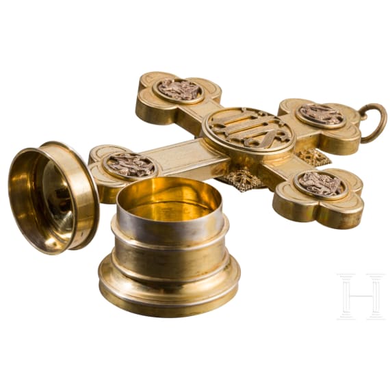 Vermeil-Kruzifix mit Futteral, 19. Jhdt.