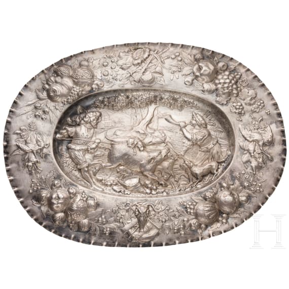 Gro&szlig;e silberne Schauplatte mit jagdlichem Motiv, Eduard Wollenweber in M&uuml;nchen, um 1890