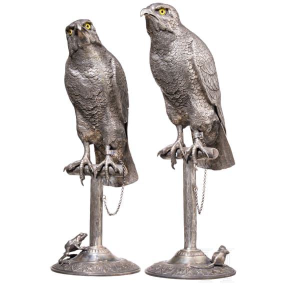 Zwei gro&szlig;e silberne Falken, deutsch, Hanau, Wilhelm Weinranck, um 1900