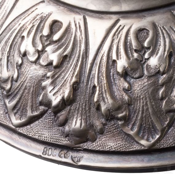 Zwei gro&szlig;e silberne Falken, deutsch, Hanau, Wilhelm Weinranck, um 1900