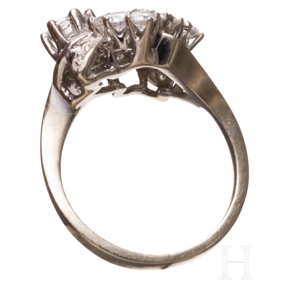 Ring mit Diamanten