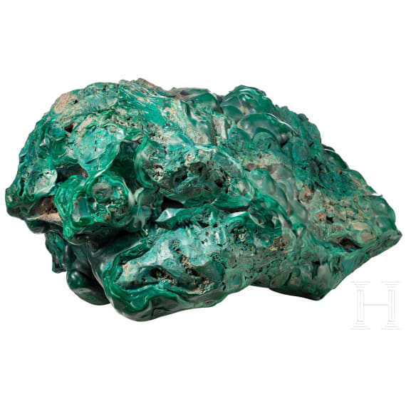 A large malchite specimen