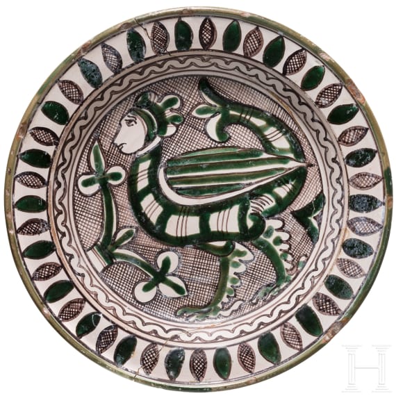 A medieval Italien earthenware plate with harpy, Orvieto (Umbria), 15th century