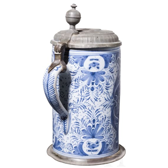 A Nuremberg fayence mug, showing St. Nepomuk, Kordenbusch Workshop, ca. 1740