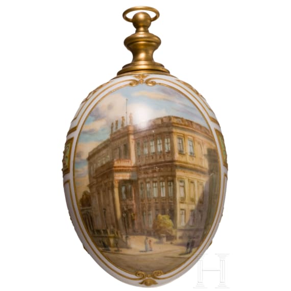 A porcelain Easter egg showing the Kronprinzen-Palais in Berlin, KPM, late 19th century
