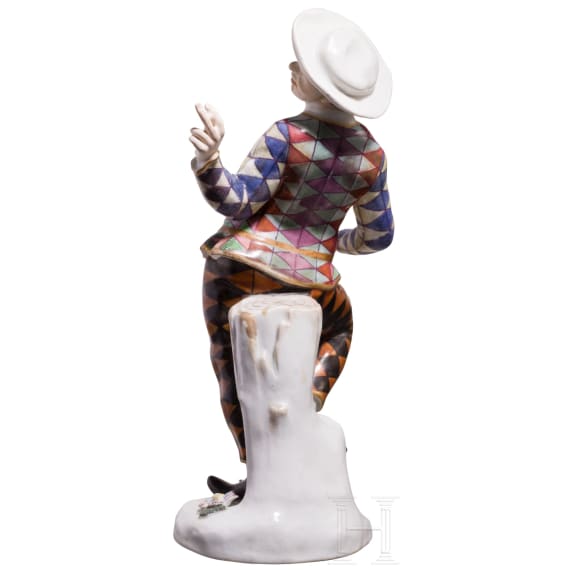 Kom&ouml;diantenfigur Harlekin aus der Commedia dell&rsquo;Arte, J. J. Kaendler, um 1740 (Entwurf), Meissen, 20. Jhdt. (Ausf&uuml;hrung)