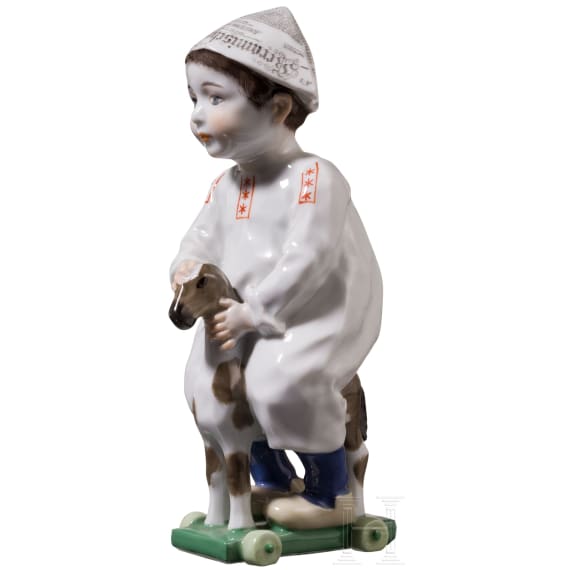 Hentschelkind bzw. "Kind auf einem Holzpferd reitend", Konrad Hentschel, 1905 (Entwurf), Meissen, 20. Jhdt. (Ausf&uuml;hrung)