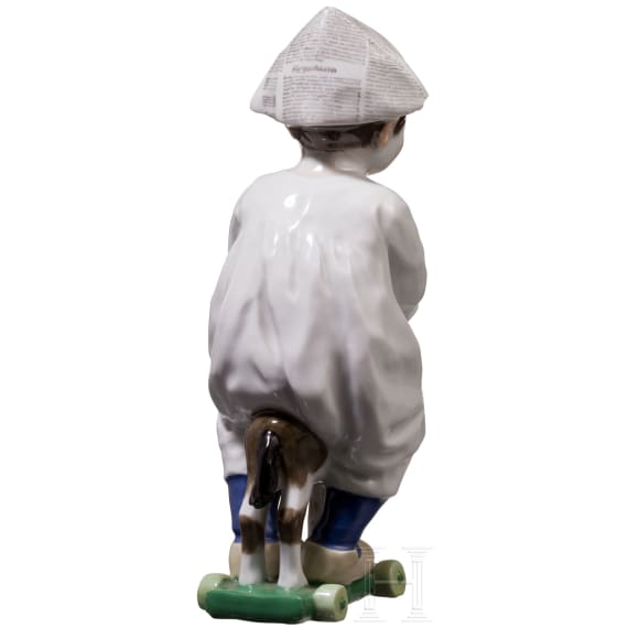 Hentschelkind bzw. "Kind auf einem Holzpferd reitend", Konrad Hentschel, 1905 (Entwurf), Meissen, 20. Jhdt. (Ausf&uuml;hrung)