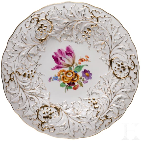 Zwei Prunkteller, Meissen, vor 1924/ 1924 - 1934