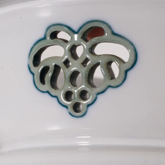 Seltene Schale mit Jugendstil-Dekor, Theodor Schmuz-Baudiss, um 1908 (Entwurf), KPM, 1914-18 (Ausf&uuml;hrung)