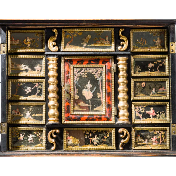 Kabinett mit Spiegeleinlagen, Augsburg, um 1700
