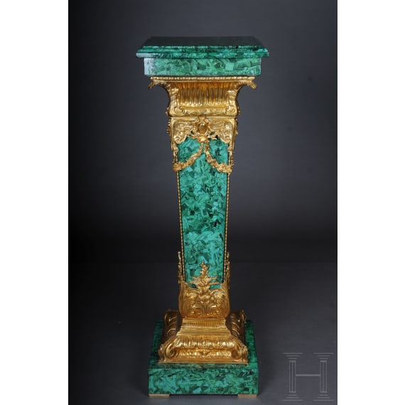 A pair of Neoclassical style pedestal columns with malachite painting, 20th/21st century