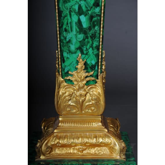 A pair of Neoclassical style pedestal columns with malachite painting, 20th/21st century