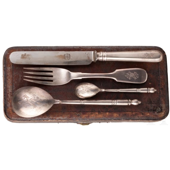 A Russian five piece silver set with case, St. Petersburg, Alexey Nasedkin, 1889