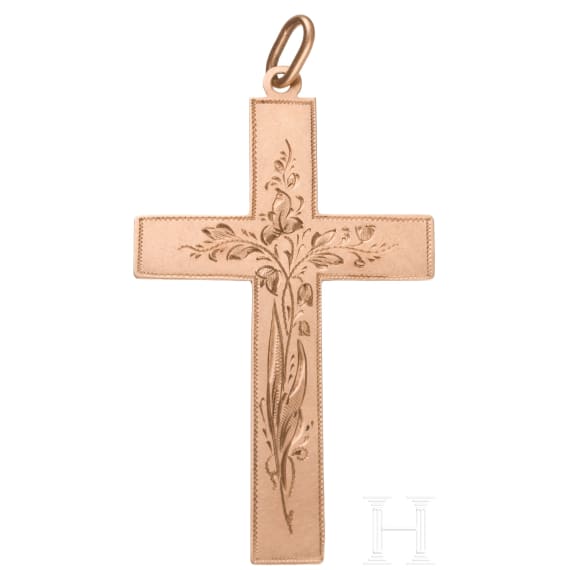 A Russian 14ct gold cross-pendant