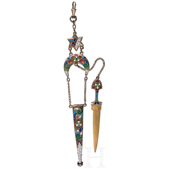 A silver and cloisonne-enamel kindjal-shaped brooch, Russia, St. Petersburg, 1908-1917