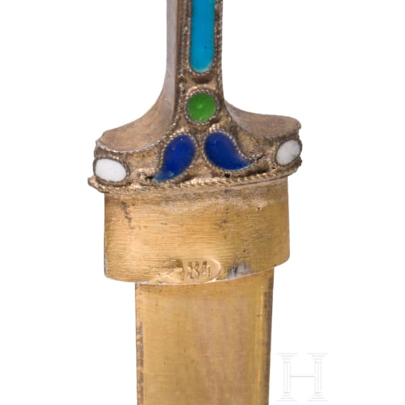 A silver and cloisonne-enamel kindjal-shaped brooch, Russia, St. Petersburg, 1908-1917