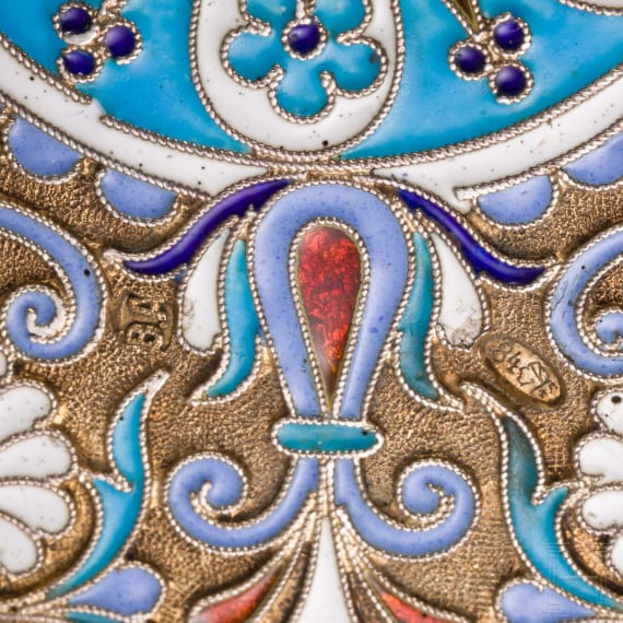 A silver-gilt and cloisonn&eacute; enamel cigarette case, Russland, Moscow, Vasili Andreev, 1908