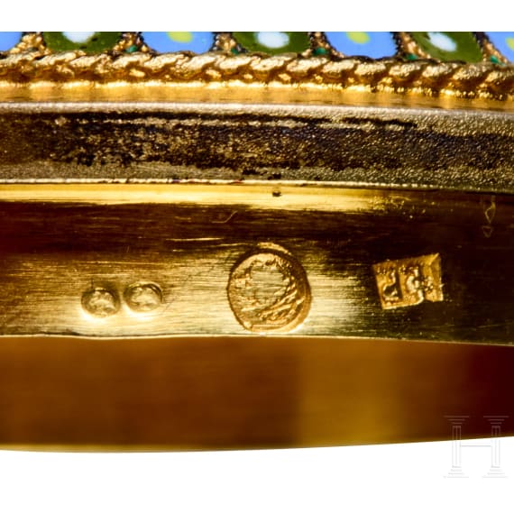 Bedeutendes siebenteiliges Cloisonn&eacute;-Email-Teeservice, Russland, Moskau, Pawel Owtschinnikow, 1896-1908
