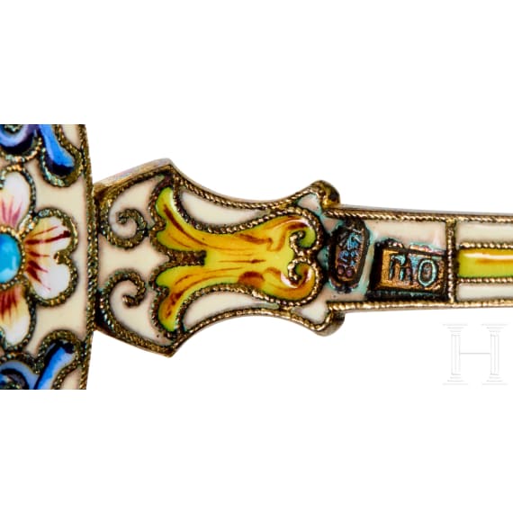 Bedeutendes siebenteiliges Cloisonn&eacute;-Email-Teeservice, Russland, Moskau, Pawel Owtschinnikow, 1896-1908