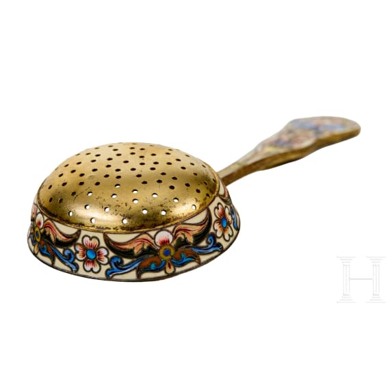 Bedeutendes siebenteiliges Cloisonn&eacute;-Email-Teeservice, Russland, Moskau, Pawel Owtschinnikow, 1896-1908