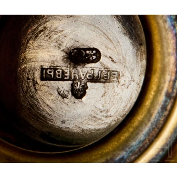 Cloisonn&eacute;-Email-Becher mit Monogramm Nikolaus II. und Doppeladler, gestempelt St. Petersburg, Gratschew Br&uuml;der, um 1890
