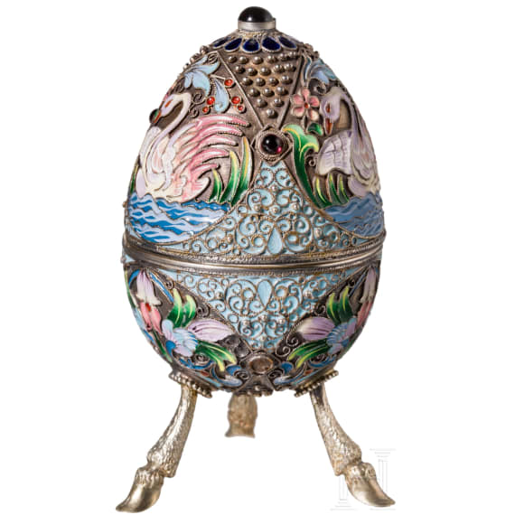 Cloisonn&eacute;-Email-Ei mit Schw&auml;nen, Russland, 2. H&auml;lfte des 20. Jhdts.
