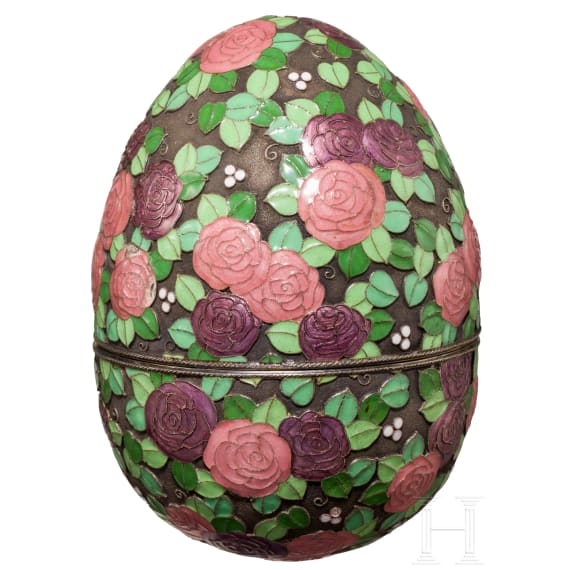 Gro&szlig;es Cloisonn&eacute;-Email-Ei mit Rosen und St&auml;nder, Russland, 2. H&auml;lfte des 20. Jhdts.