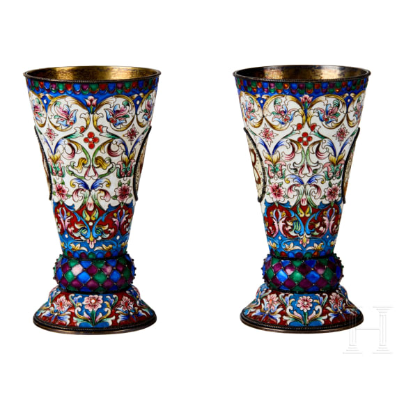 Zwei Cloisonn&eacute;-Email-Becher, Russland, 2. H&auml;lfte des 20. Jhdts.