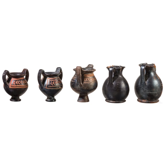 19 miniature vessels in black slip ware, Southern Italy, 4th&ndash;3rd centuries B.C.