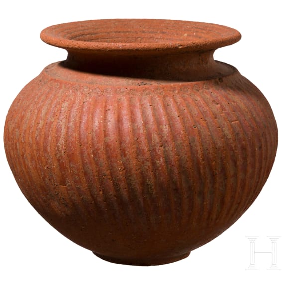 Holmos aus rotem Ton, etruskisch, 7. Jhdt. v. Chr.