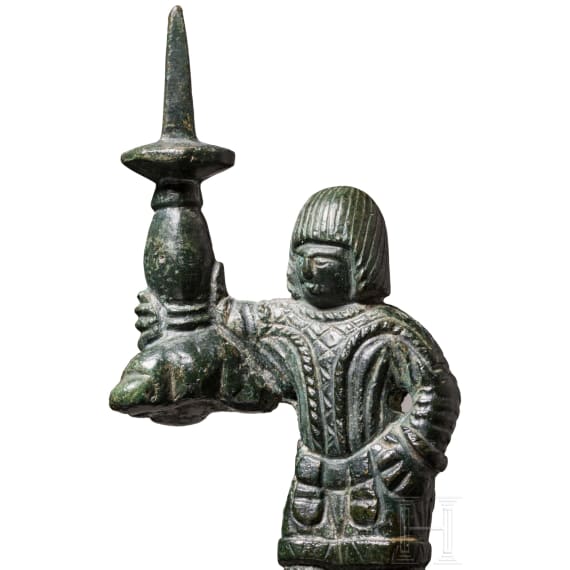 Leuchter aus Messing in Gestalt eines Soldaten mit vielteiligem G&uuml;rtel, fr&uuml;hbyzantinisch, fortgeschrittenes 6. Jhdt. bis 7. Jhdt n. Chr.