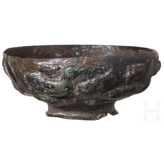 Bronzeschale mit Wassertierfries auf der Au&szlig;enwandung, fr&uuml;hbyzantinisch, 6. - 7. Jhdt.